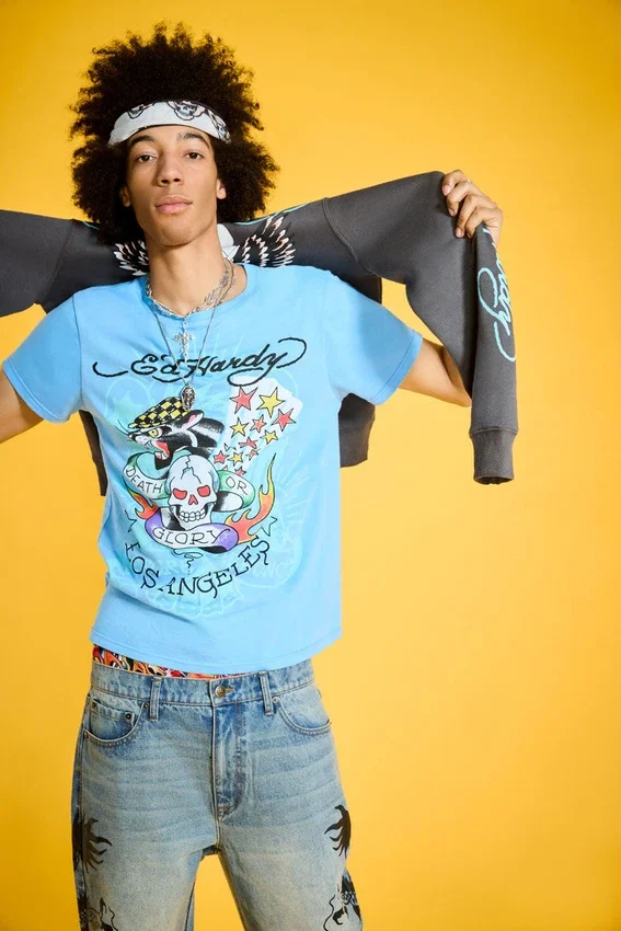 Skull Panther Throwback Graphic Tee Skull Panther Throwback Graphic Tee